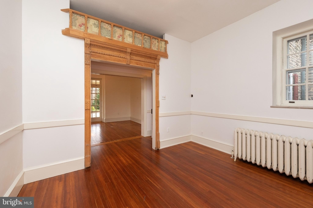 6610 Wissahickon Avenue - Photo 2