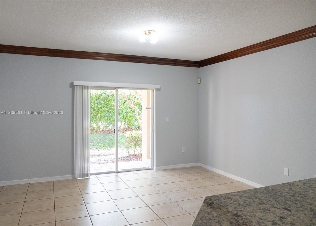 5707 Nw 114th Ct - Photo 11