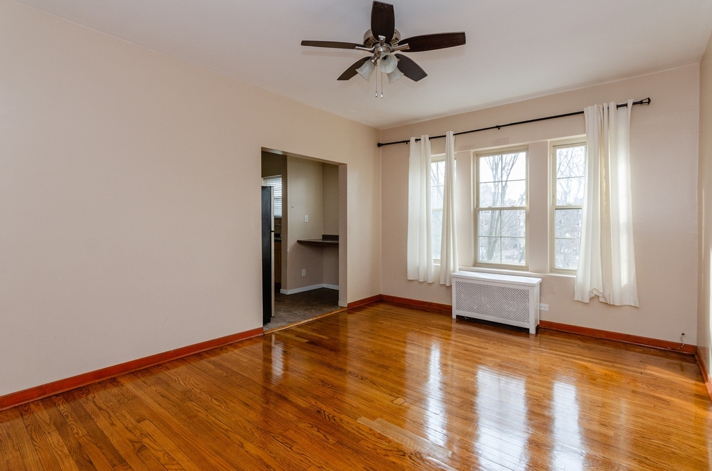 6830 S South Shore Drive - Photo 1