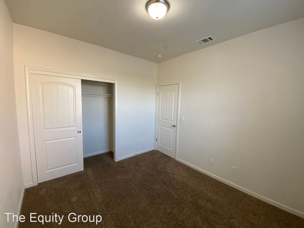 1253 Golf Avenue - Photo 7