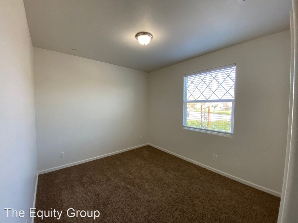 1253 Golf Avenue - Photo 1