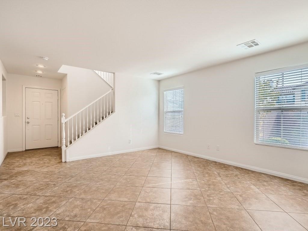 7412 Clifton Gardens Street - Photo 8