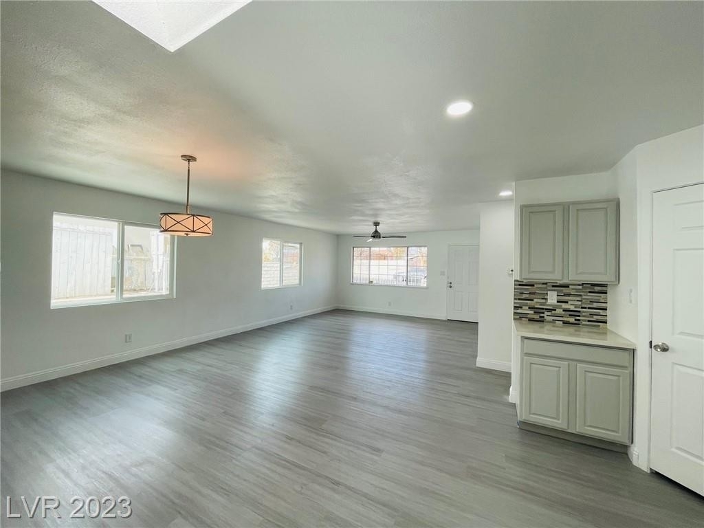 5201 Washoe Avenue - Photo 5