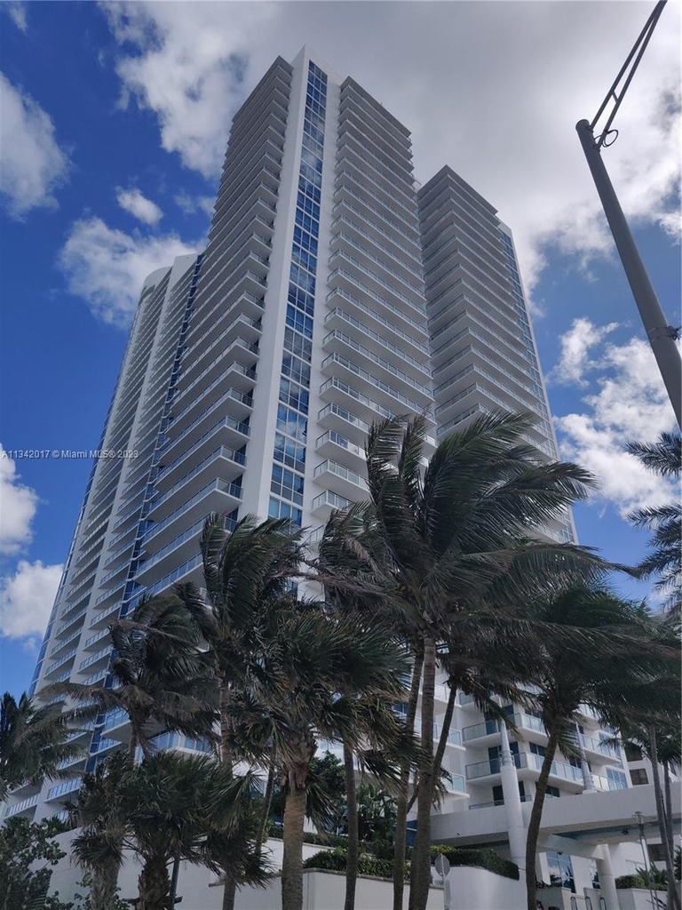 3101 S Ocean Dr - Photo 1