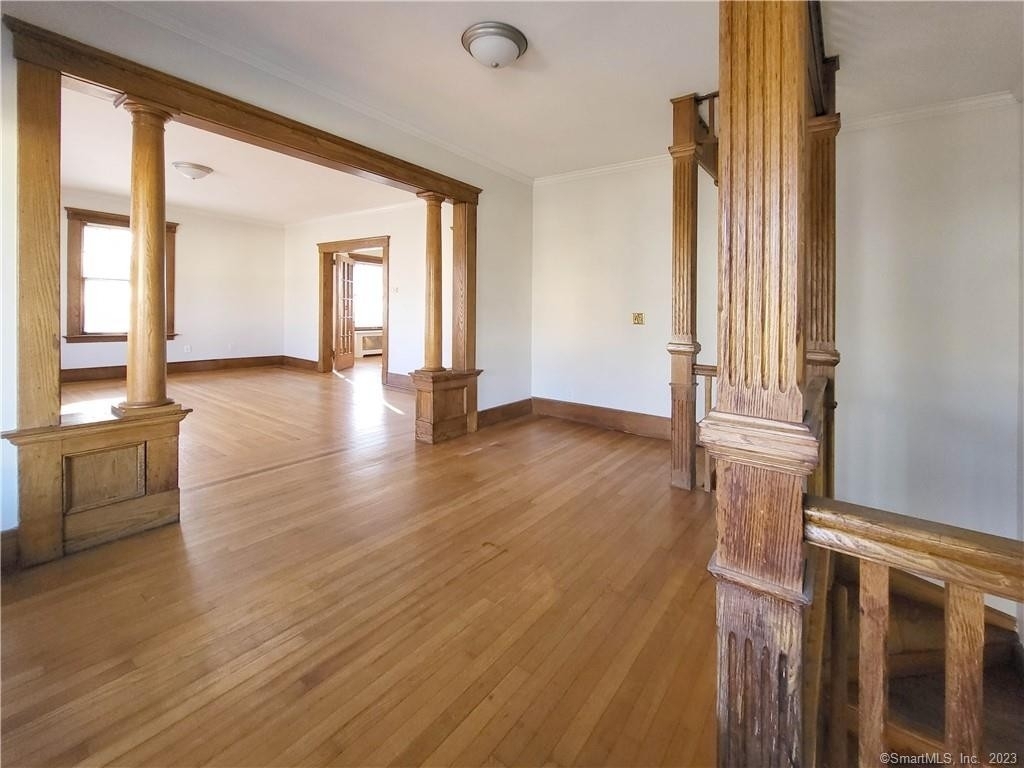 304 Lexington Avenue - Photo 3