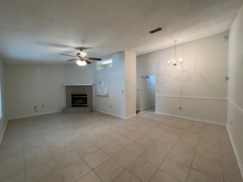 2231 Treeo Lane - Photo 7