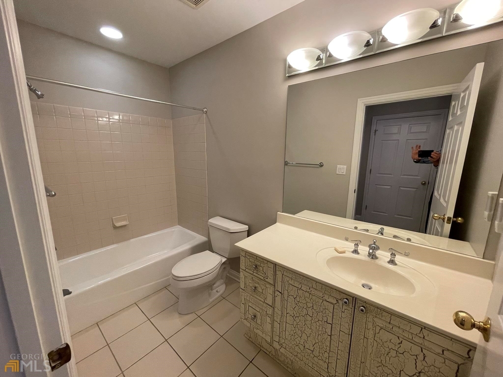 1735 Peachtree Street  #319 - Photo 22