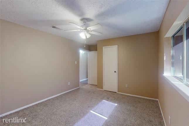 4506 R Hickorygate Drive - Photo 34