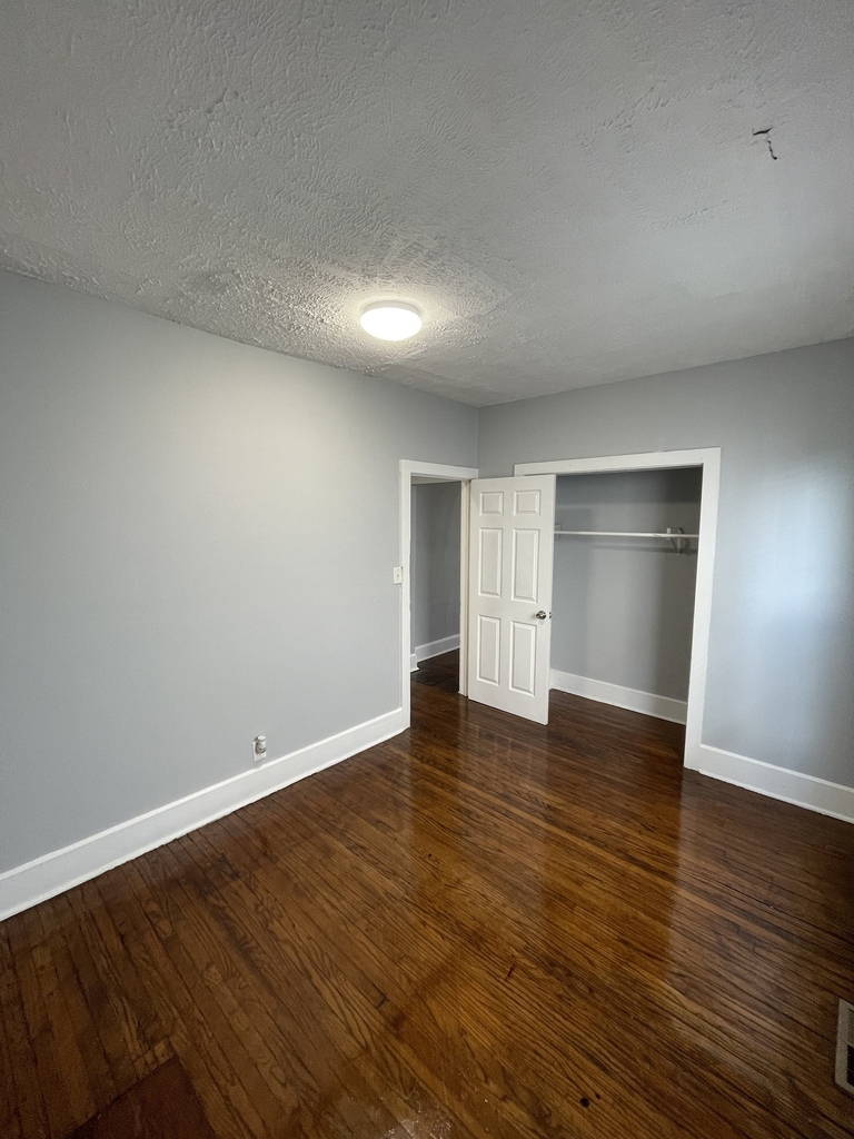 642 Jefferson Avenue - Photo 5