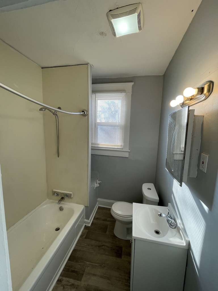 642 Jefferson Avenue - Photo 12