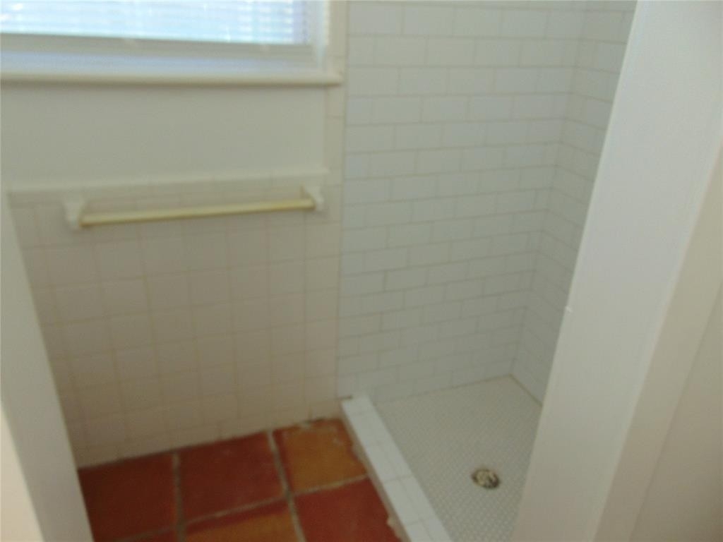 2308  Barton Skwy - Photo 7