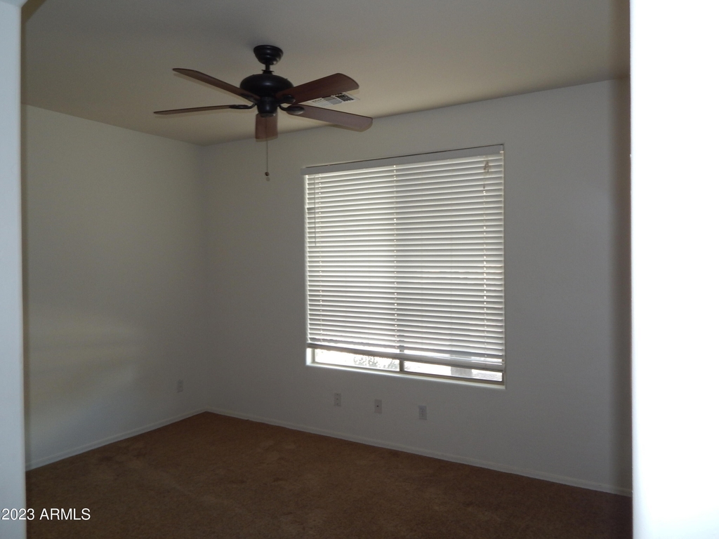 16827 W Tonbridge Street - Photo 2