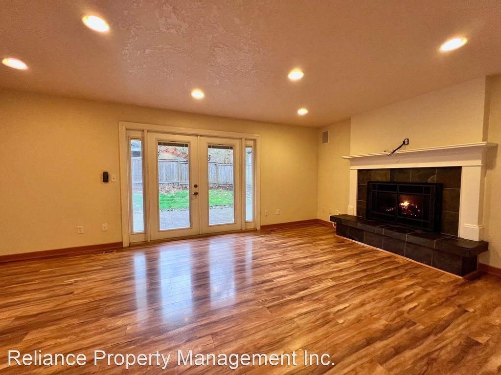 8670 Sw 75th Ave. - Photo 6