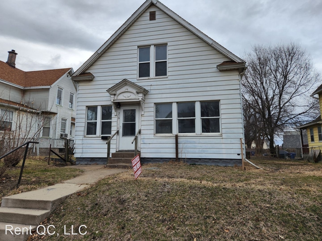 215 South Pine Street - Photo 28