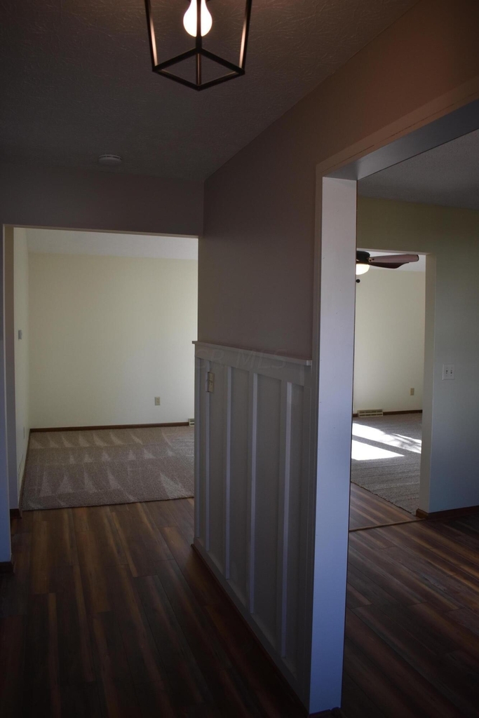 407 Colony Park Drive - Photo 3