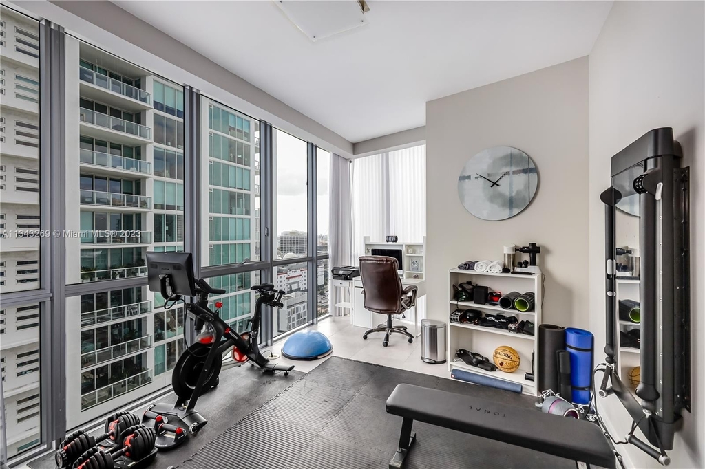 1100 Biscayne Blvd - Photo 20