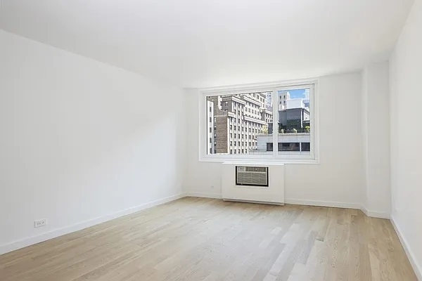 230 West 55th Street - Photo 2