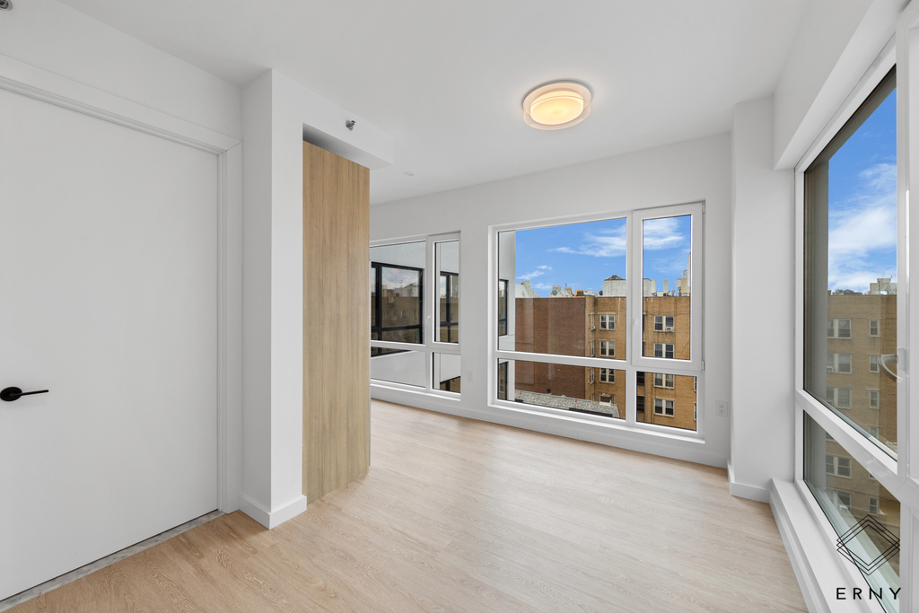 335 Linden Boulevard - Photo 1