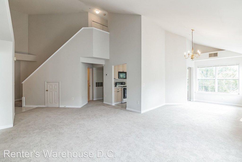 5921 Founders Crossing Ct #302 - Photo 28