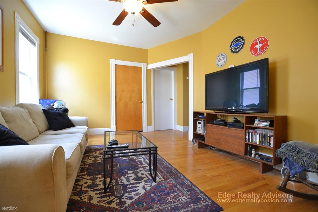 315 Warren St # 2 - Photo 6