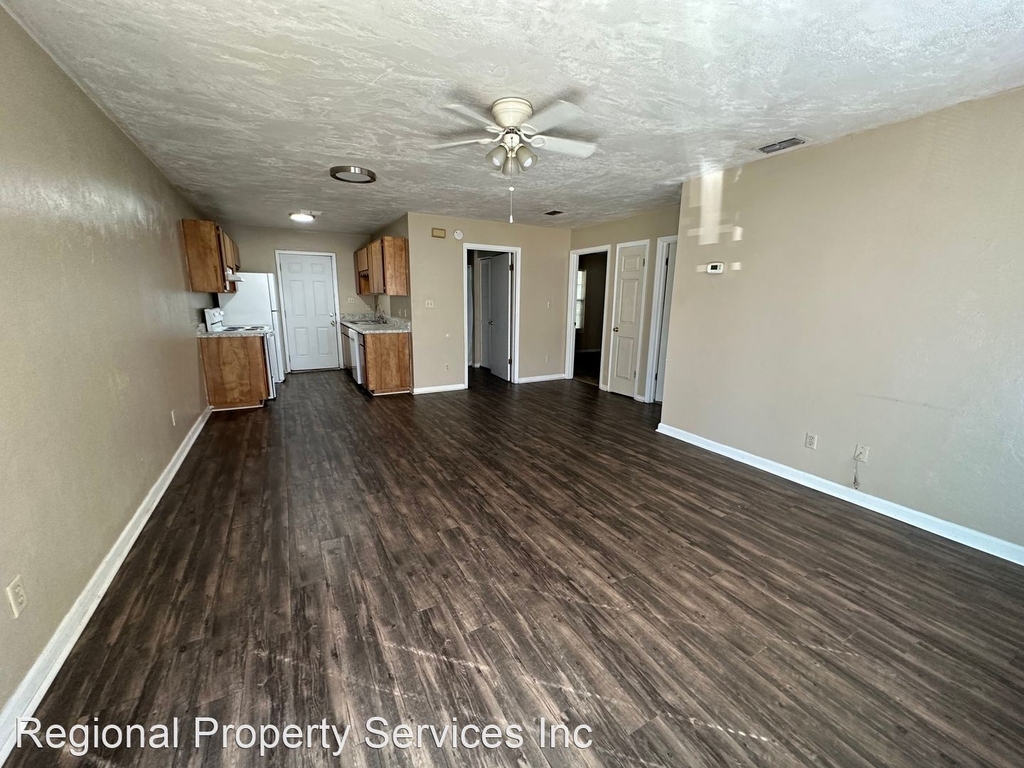 705 Pointe Ct. - Photo 1