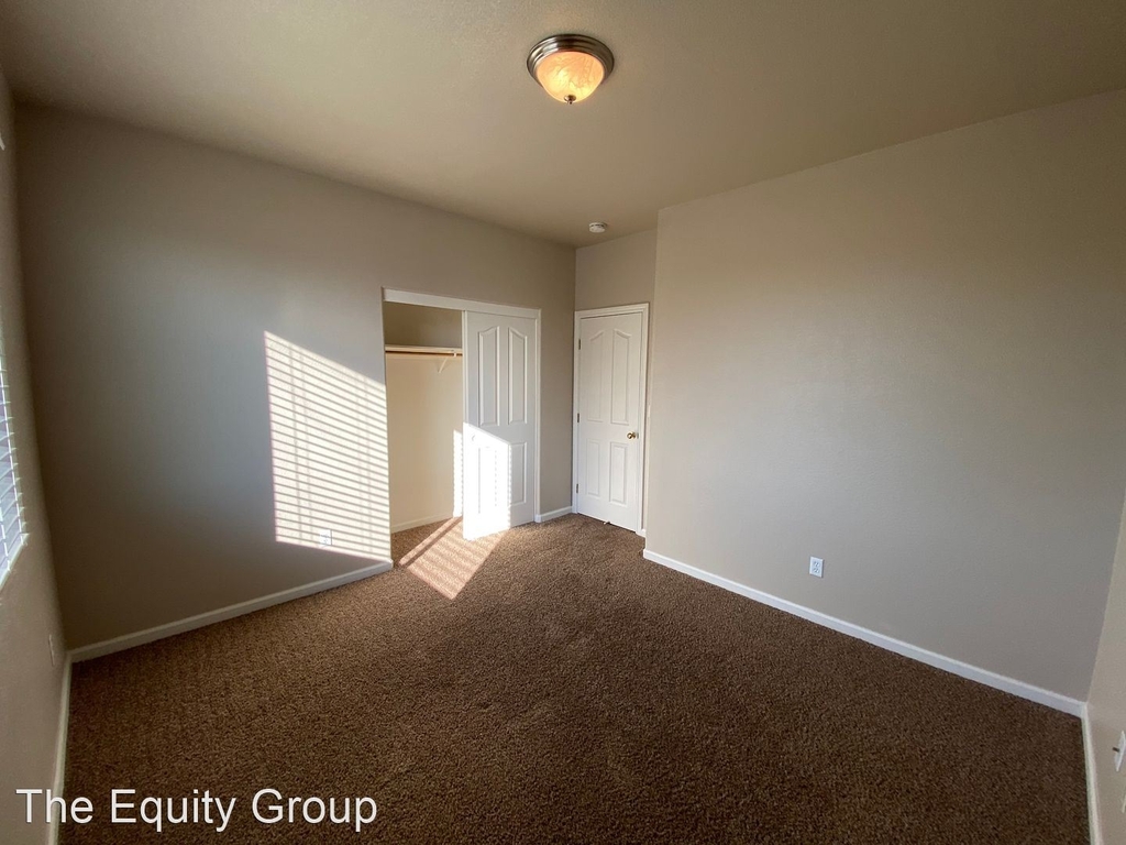 1249 North Julieann Court - Photo 22