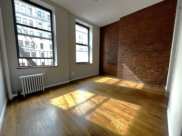 221 East 23rd Street - Photo 5