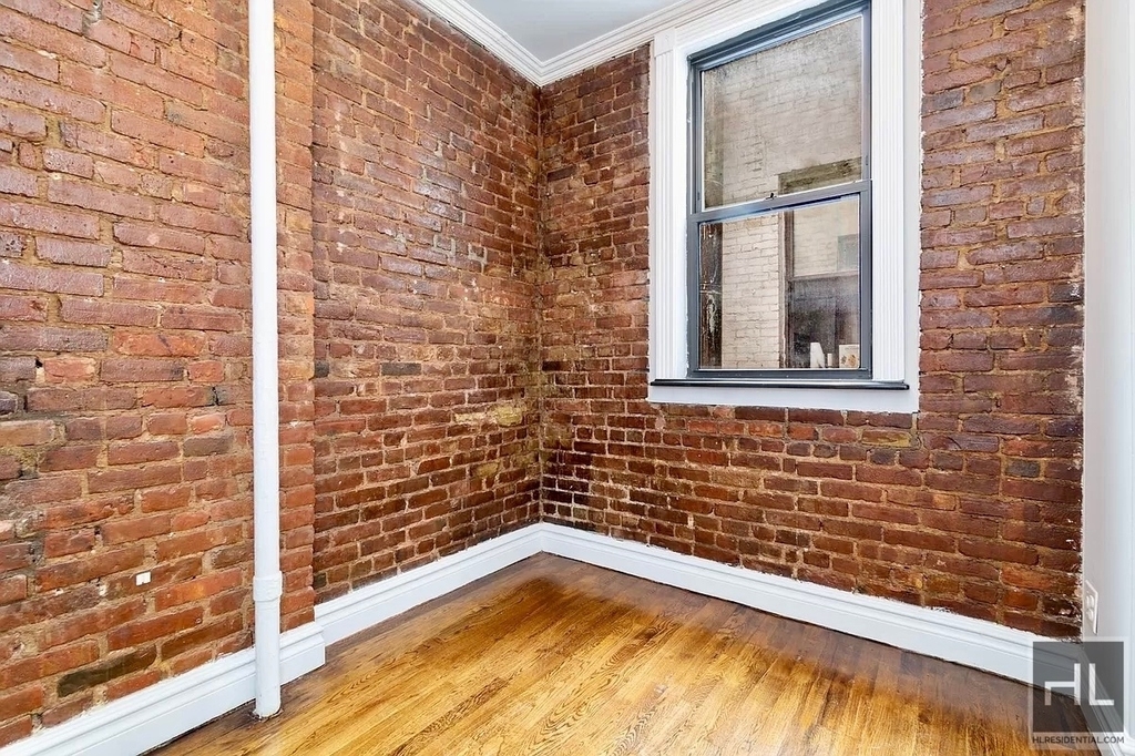 219 East 23rd Street - Photo 1