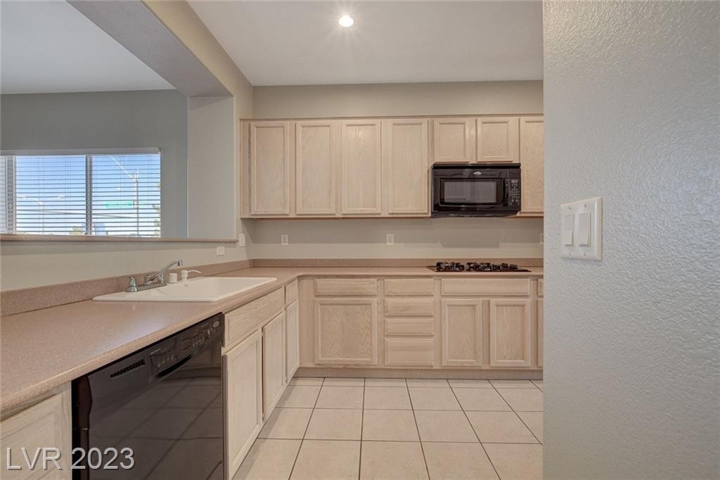 1800 Eagle Mesa Avenue - Photo 7