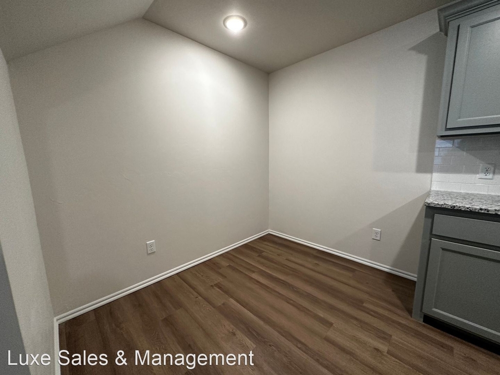 10817 Nw 119th Place - Photo 5