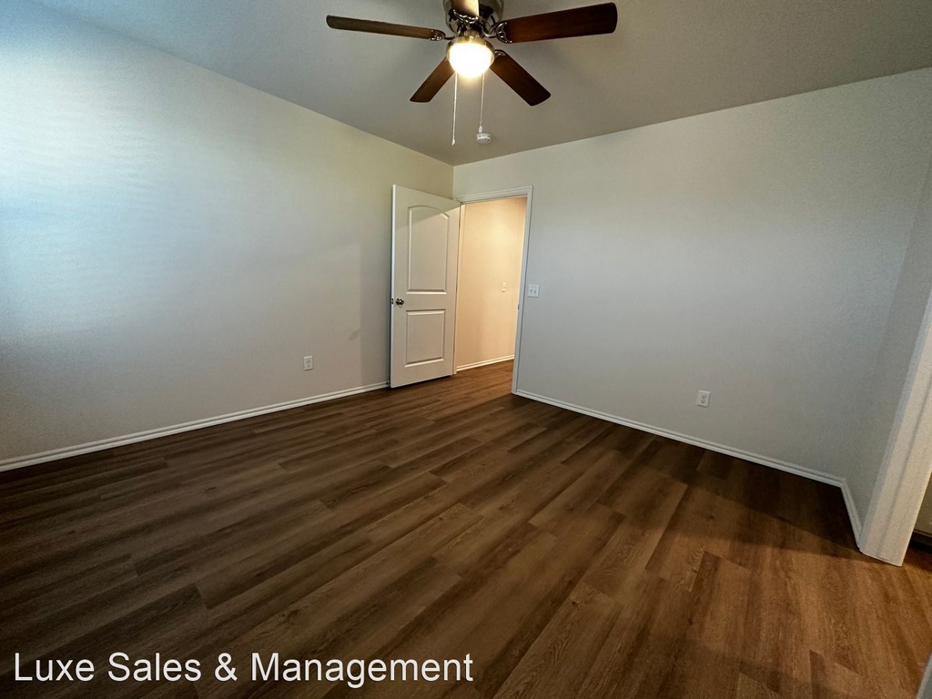 10817 Nw 119th Place - Photo 16