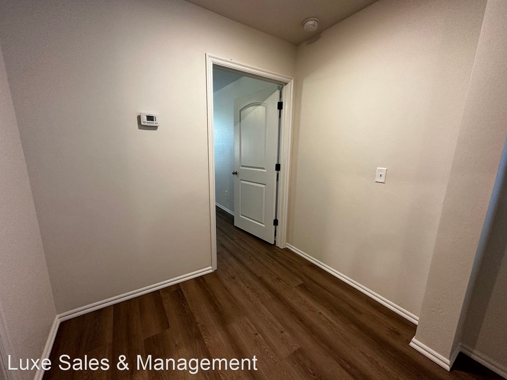 10817 Nw 119th Place - Photo 12