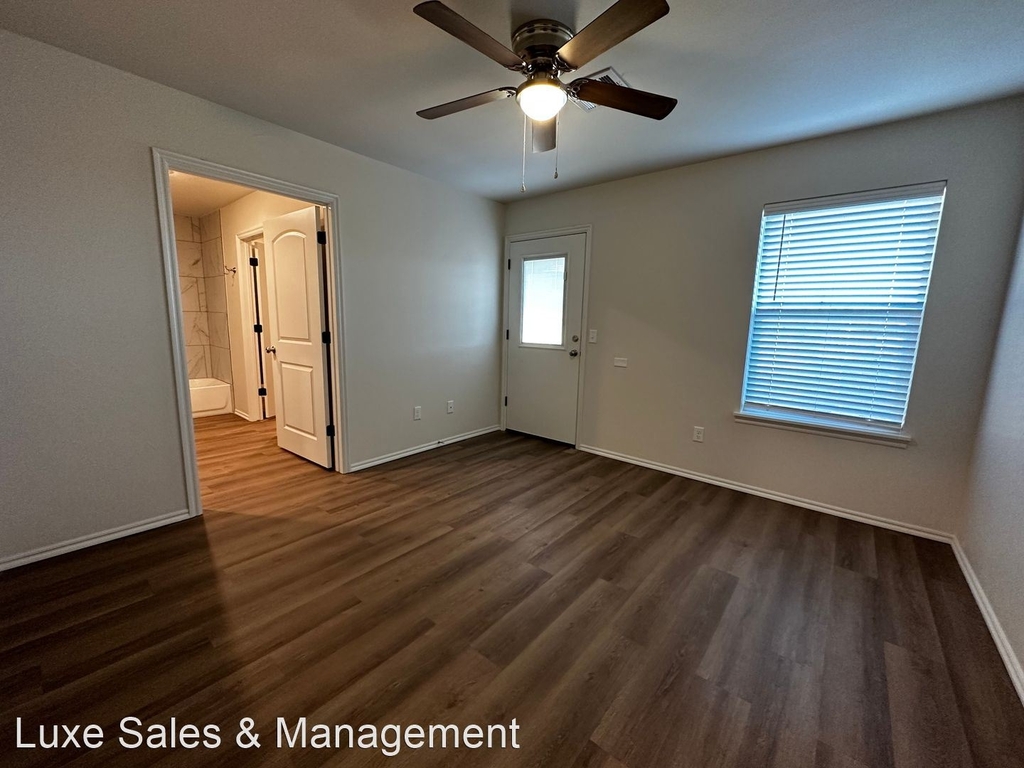 10817 Nw 119th Place - Photo 15