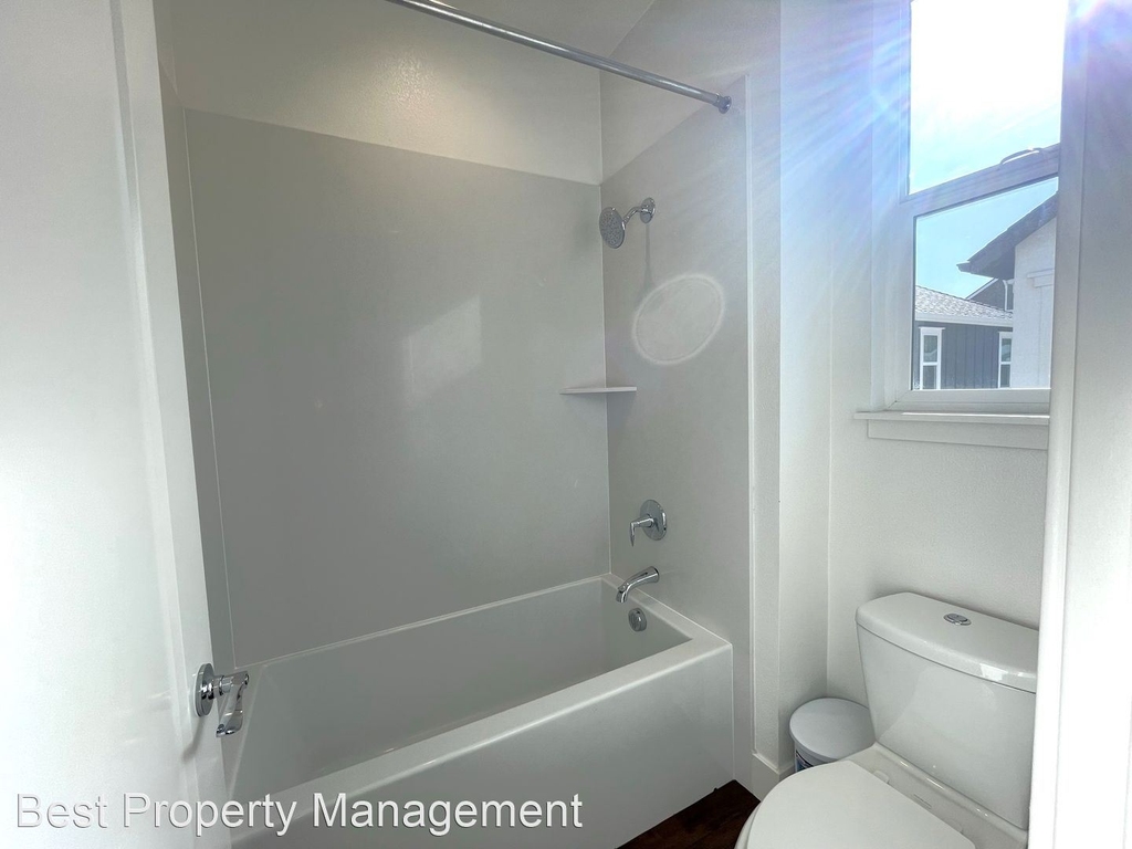 8360 Marine Way - Photo 21