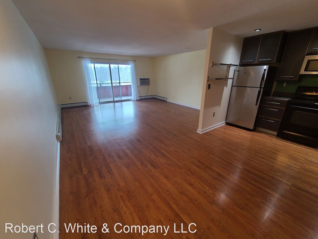 12 Stony Brook Dr Apt B4 - Photo 3