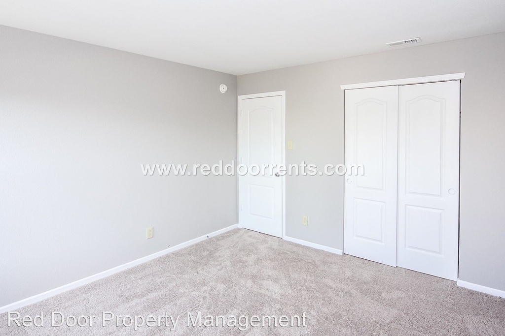 15448 Gallow Lane - Photo 20