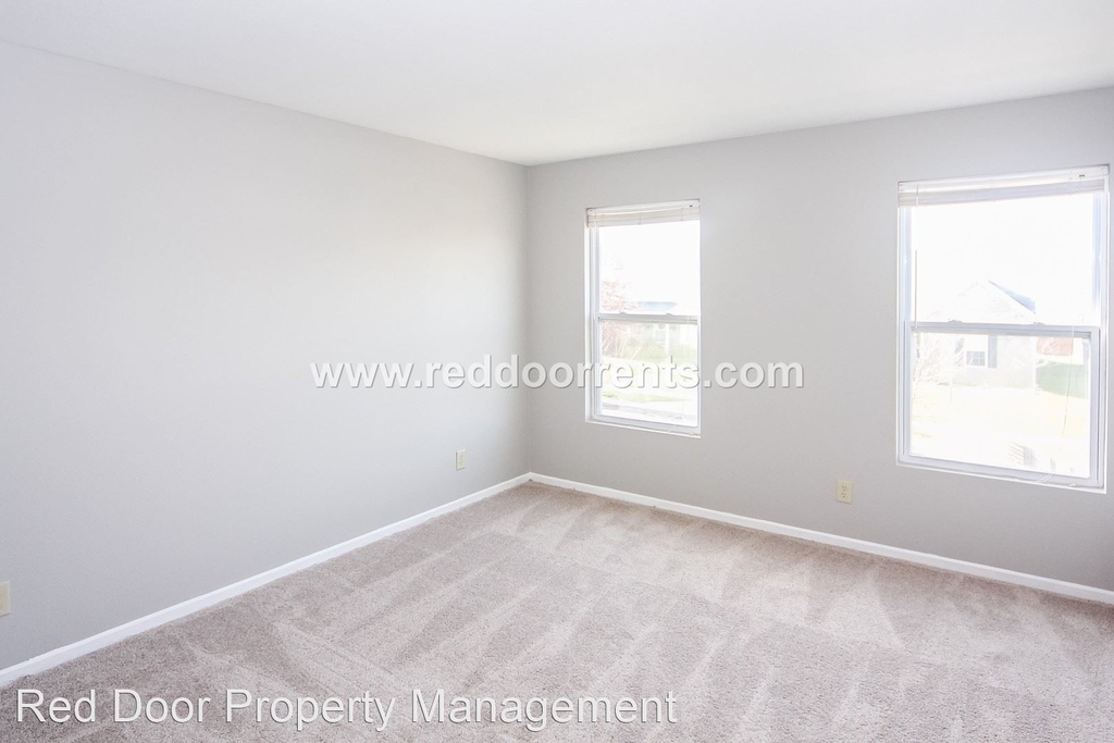 15448 Gallow Lane - Photo 19