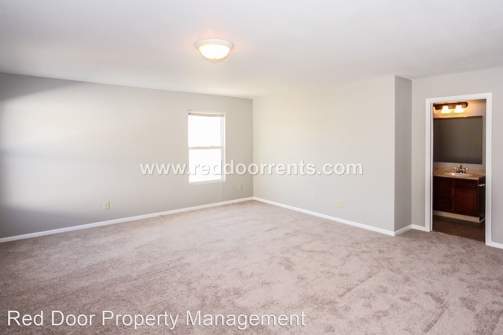 15448 Gallow Lane - Photo 14