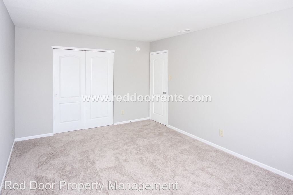 15448 Gallow Lane - Photo 18