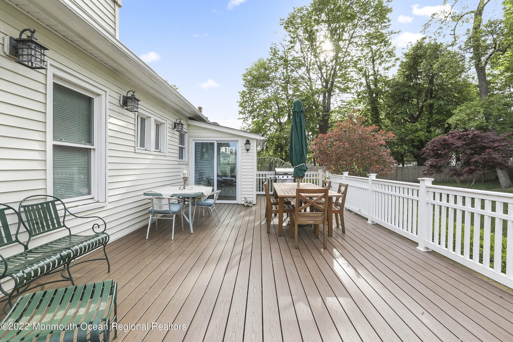 129 Franklin Avenue - Photo 15