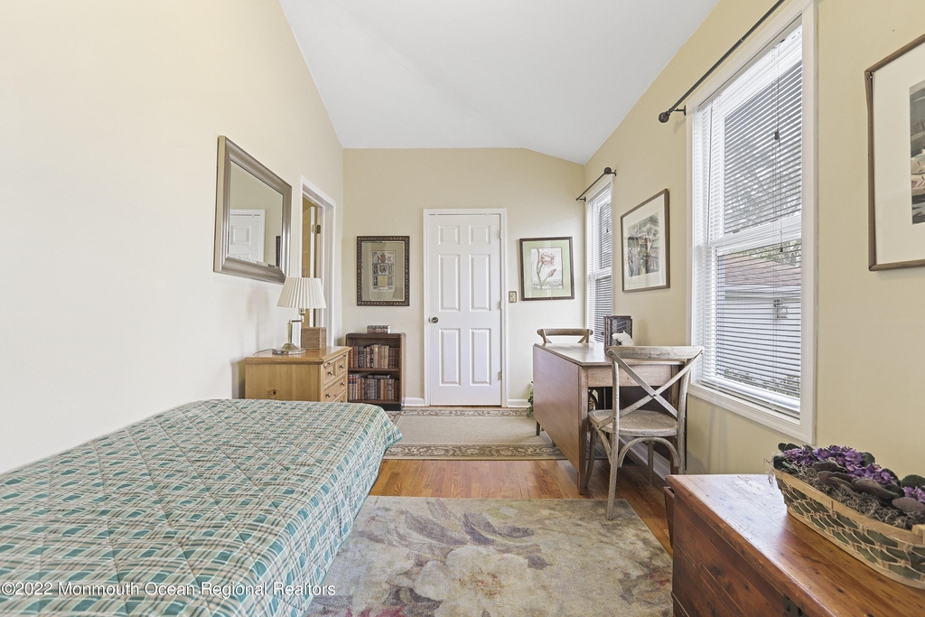 129 Franklin Avenue - Photo 14