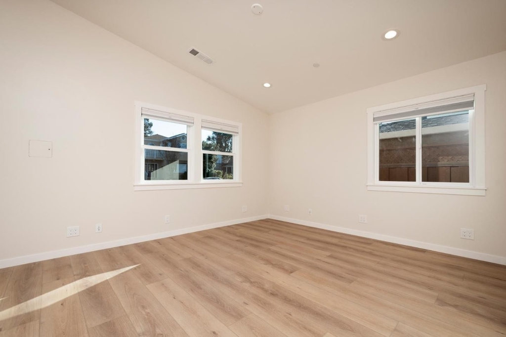 320 22nd Ave - Photo 13