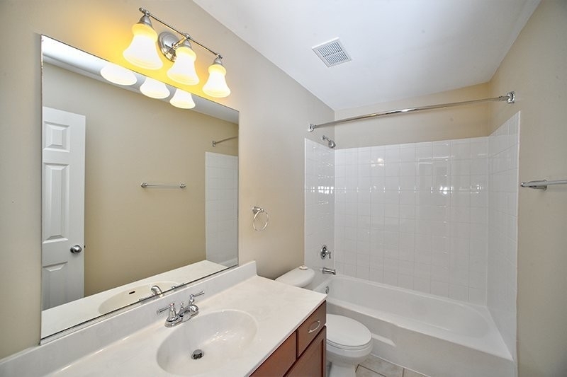 2850 Southampton Drive - Photo 4