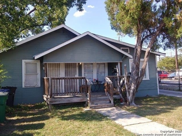 905 W Lynwood Ave - Photo 1