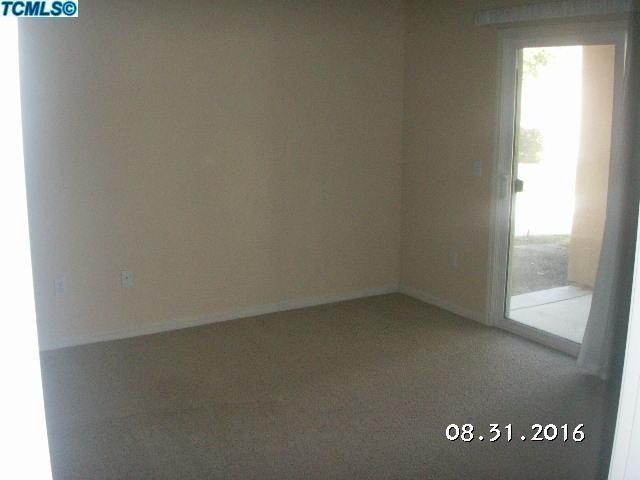 225 N Hall Street - Photo 9