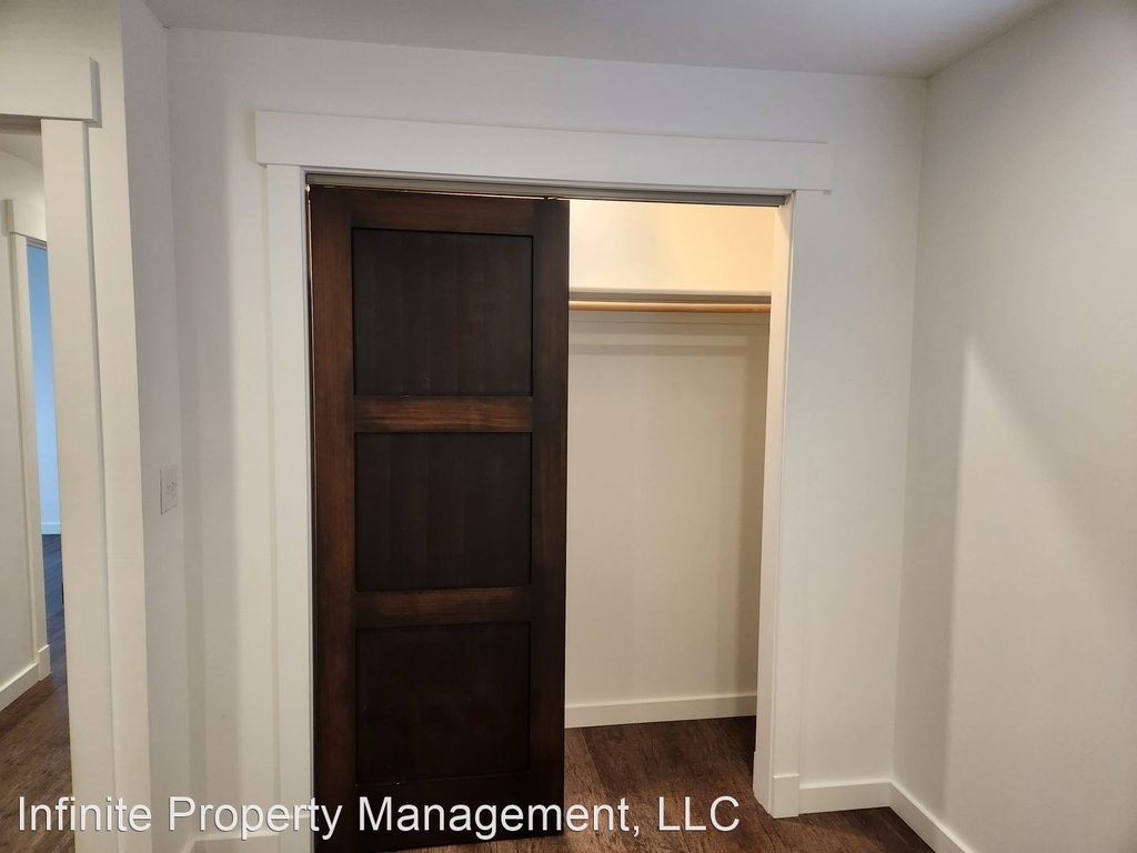 812 North Black Avenue - Photo 15