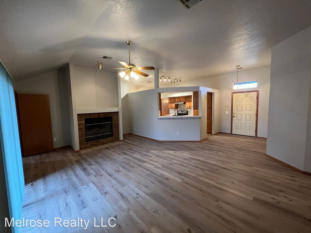 11509 Brown Avenue - Photo 10