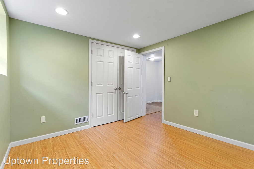 3607 Ne 13th Ave - Photo 2