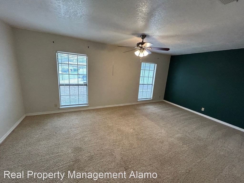 7507 Lincoln Village Drive - Photo 15