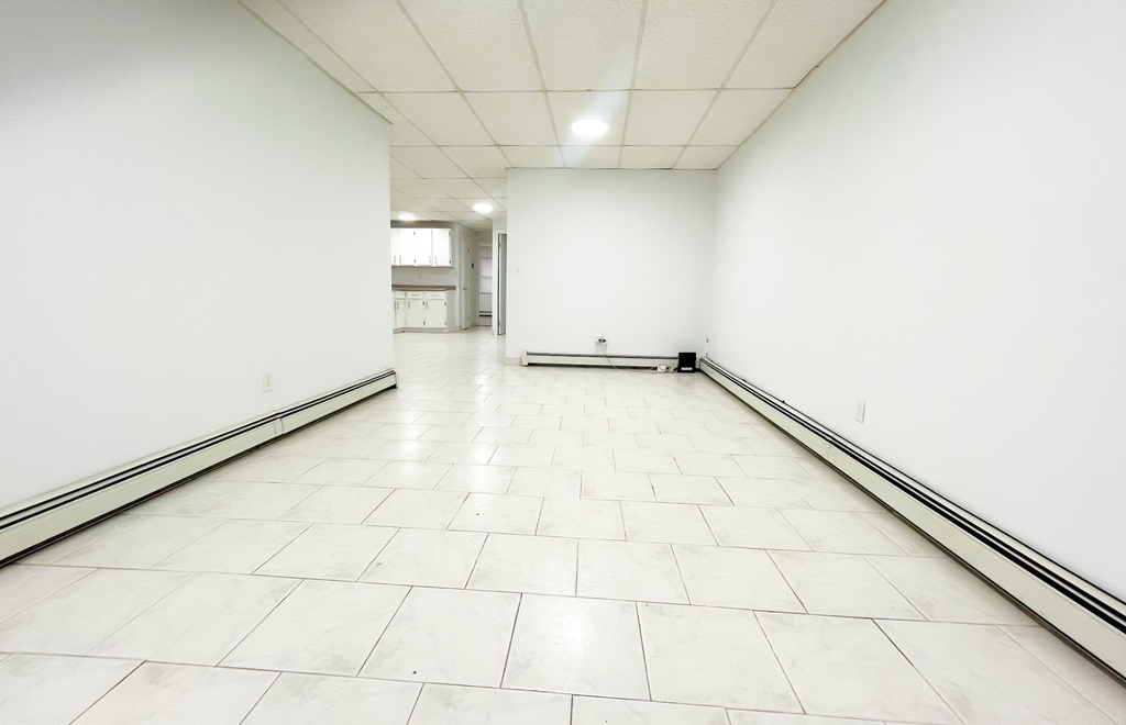 3912 Fillmore Avenue - Photo 9